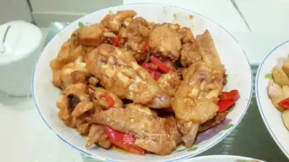 Pelican chicken wings