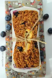 blueberry skincake