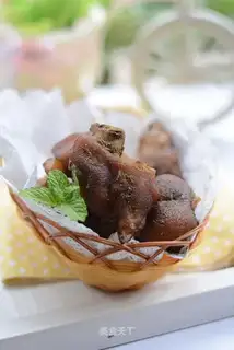 Roasted feet