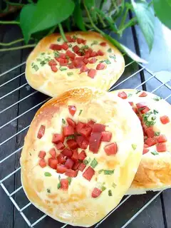 Cheese onion ham bread