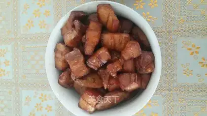 Sour chicken, red meat