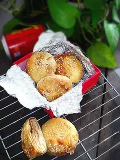 Sesame sauce pancakes