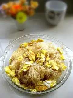 Fan fried eggs