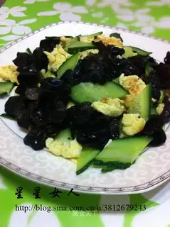 cucumber-mucked eggs