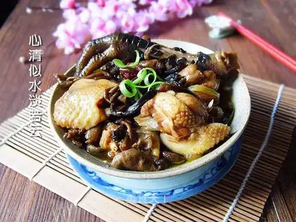 Chicken stew mushrooms