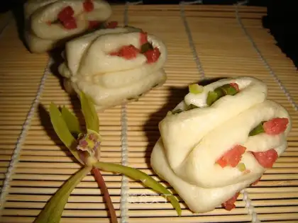 Onion ham rolls