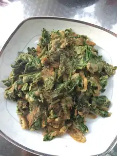 Scrambled eggs