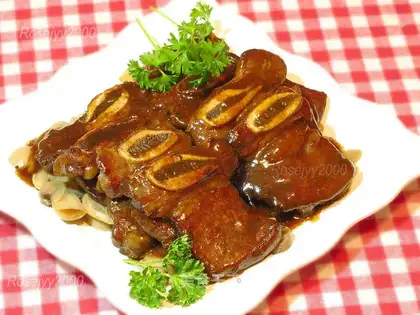 A little steak with wine