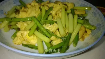 Garlic eggs
