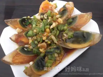 Cream peppers and eggs