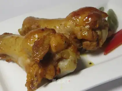 Cracker-coated chicken wings