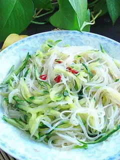 A cucumber mix fan