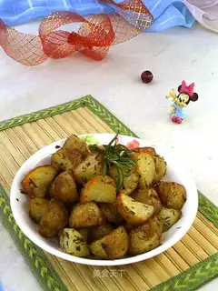 Rosemary baked potatoes