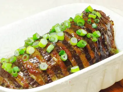 Meat and eggplant