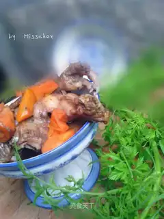 Carrot beer and chicken stew