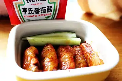 Sweet spicy chicken wings