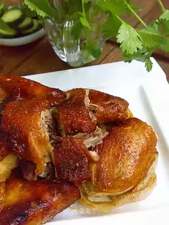 Roast chicken onions