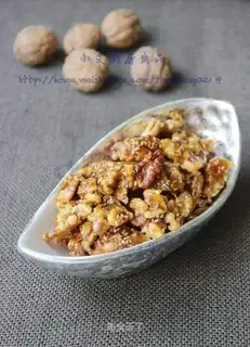 Amber walnuts