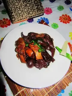 Chicken stew mushrooms