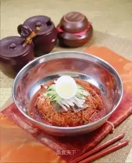 Korean cold noodles