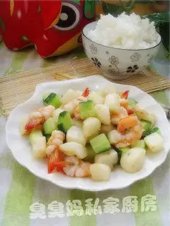 Fried Phoenix Tail with Fresh Water Horseshoe