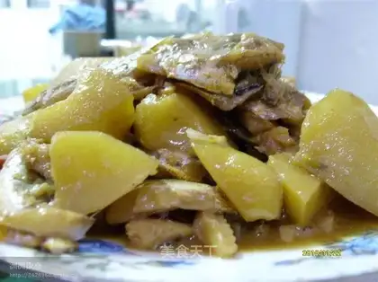 Braised small yellow croaker