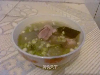 Stewed pork ribs with white gourd