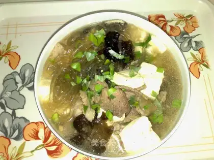Stewed pork with tofu