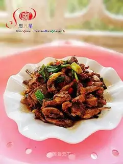 Spicy stir-fried quail