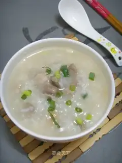 Porridge with pork liver and lean meat