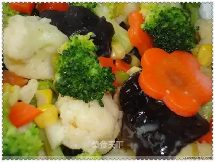 Vegetarian Stewed with Coconut Sauce