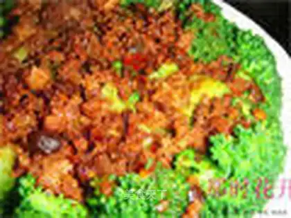 Broccoli with meat sauce
