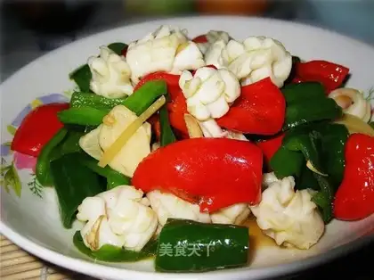 stir-fried squid with double pepper