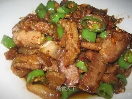 stir-fried bacon with pepper