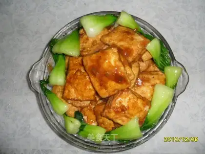 braised tofu sandwich