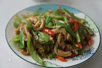 stir-fried pork sausage with pepper