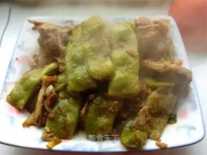 Stewed beans with spine