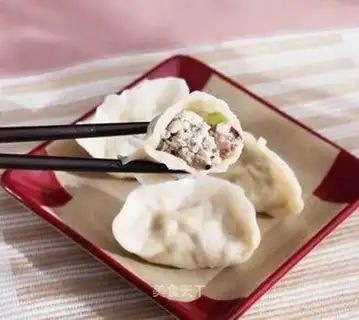 Dumplings stuffed with tofu