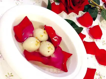 Roses and soup