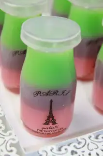 Dream three-coloured pudding