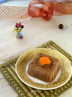 Rose ice bricks