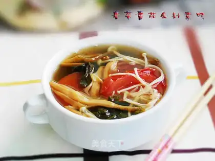 Spring tomato golden needle soup
