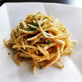 Shrimp skin with white silk