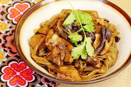 Chicken stew mushrooms