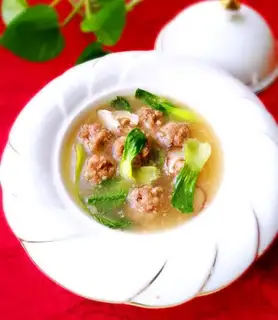 Mushroomball soup