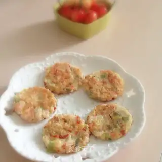 Five-colour shrimp cakes