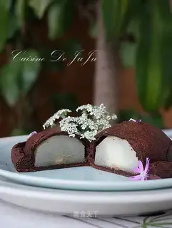 French pears chocolate pie