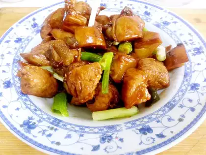 Three chickens with sauce