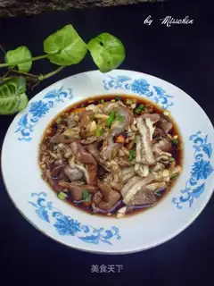 Garlic hand tore eggplant
