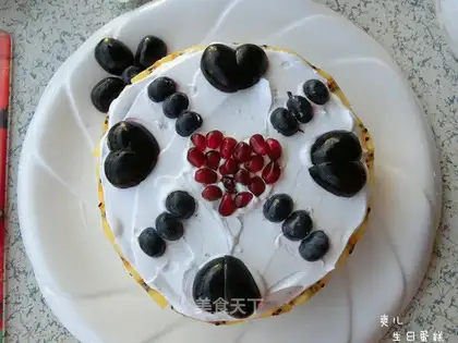 Birthday cream cake